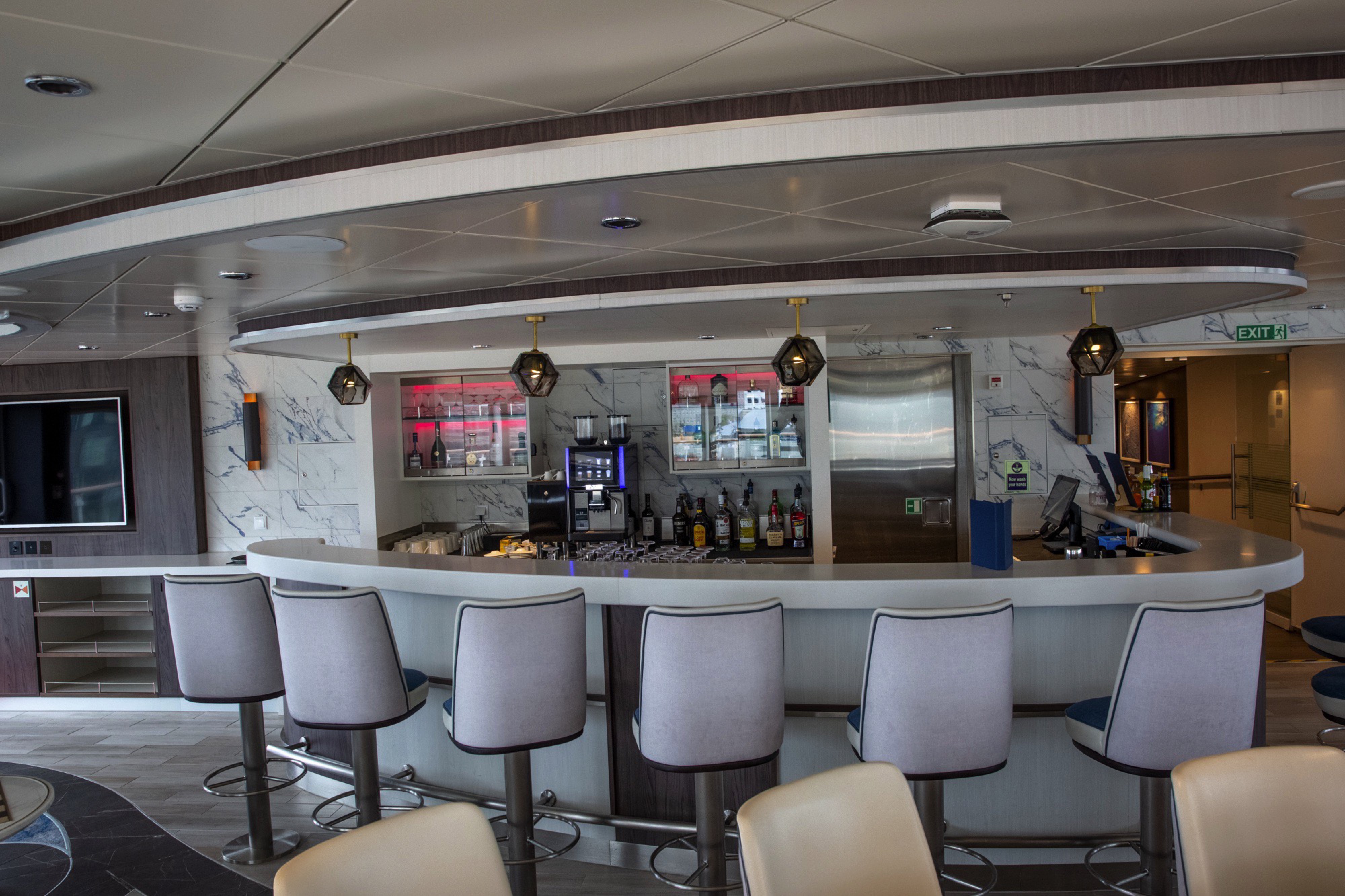 AE Expeditions, SYLVIA EARLE, Blue Hope Bar, Deck 8, Sylvia Earle, Pia Harboure-1.jpg